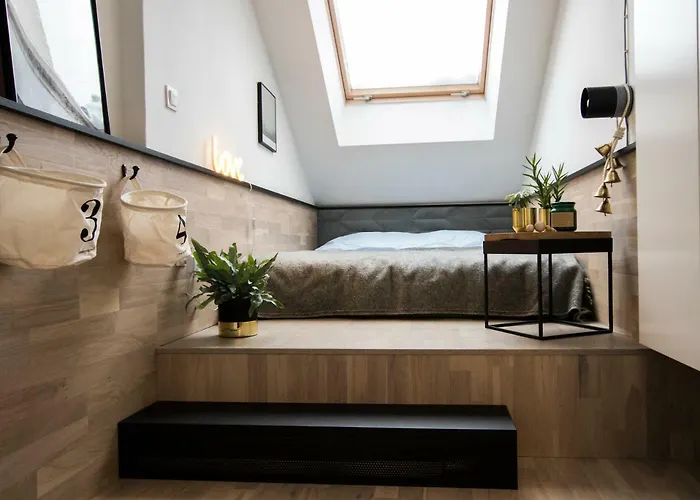 Rynek 10 Apartment *